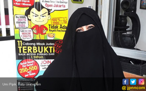 Dua Kali Dipoligami, Umi Pipik: Ini Bukan Aib - Slot Informasi Online