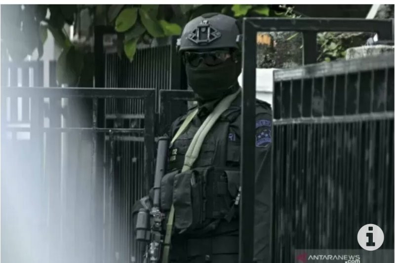 Detik-detik Densus 88 Beraksi di Banyumas, Jalan Ditutup, Warga Dilarang Keluar Rumah - Slot Informasi Online