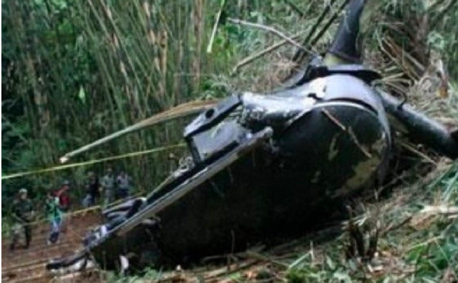 Helikopter Jatuh di Danau, Dua Pilot Tewas - Slot Informasi Online